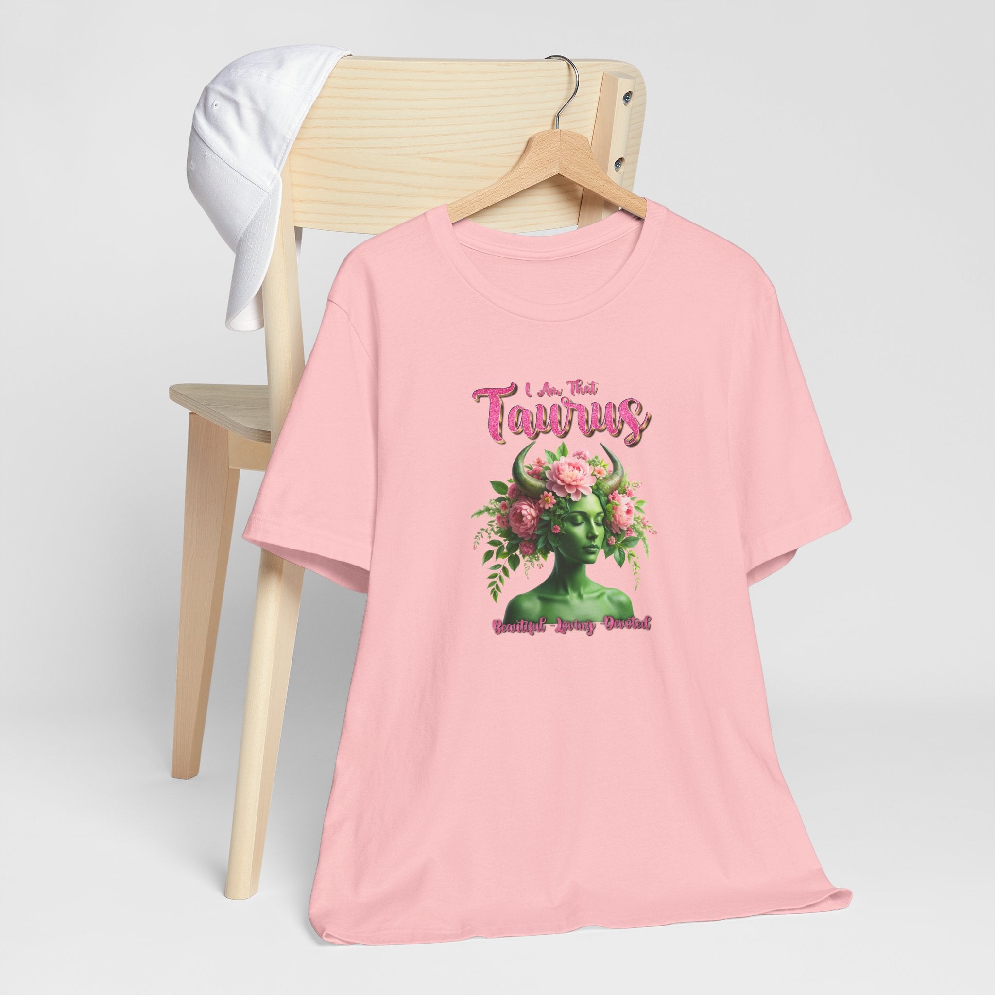 🌸♉ I’M THAT TAURUS TEE — FLORAL STATUE ZODIAC POWER SHIRT 🔥✨